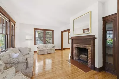 2445 Centre St, Boston, MA 02132 - Photo 9