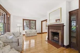 2445 Centre St, Boston, MA 02132 - Photo 9