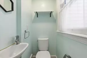 2445 Centre St, Boston, MA 02132 - Photo 15
