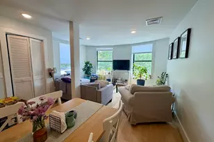 1674 Beacon St, Brookline, MA 02445 - Photo 9