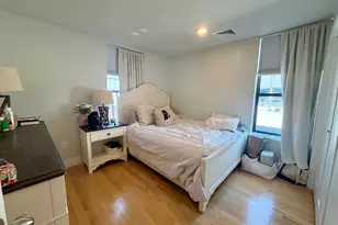 1674 Beacon St, Brookline, MA 02445 - Photo 21