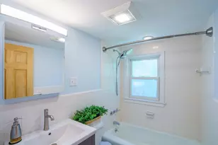 38 Grassmere Rd, Boston, MA 02136 - Photo 15