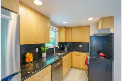 38 Grassmere Rd, Boston, MA 02136 - Photo 7