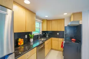 38 Grassmere Rd, Boston, MA 02136 - Photo 7