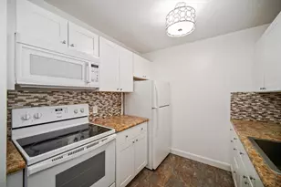 170 Highland St, Taunton, MA 02780 - Photo 9