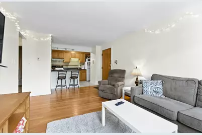 10 Commonwealth Ct #8, Boston, MA 02135 - Photo 1