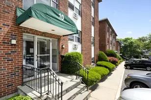 10 Commonwealth Ct, Boston, MA 02135 - Photo 11