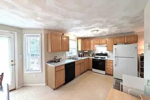 109 S Riverview St, Haverhill, MA 01835 - Photo 15
