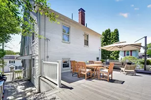 214 Laurel St, Melrose, MA 02176 - Photo 23