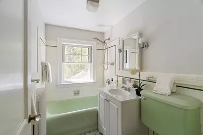 15 Agawam Rd, Newton, MA 02468 - Photo 17