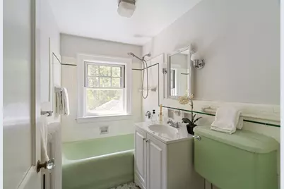 15 Agawam Rd, Newton, MA 02468 - Photo 17
