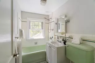 15 Agawam Rd, Newton, MA 02468 - Photo 17