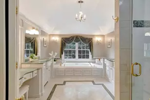 4 Wagon Wheel Rd, North Attleboro, MA 02760 - Photo 33