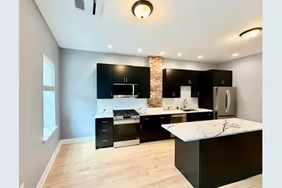 301 North St #5, Boston, MA 02113 - Photo 5