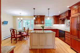 13 Garry Dr, Medfield, MA 02052 - Photo 7