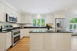 5 Hickory Dr, Medfield, MA 02052 - Photo 9