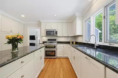 5 Hickory Dr, Medfield, MA 02052 - Photo 7