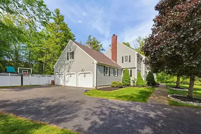 5 Hickory Dr, Medfield, MA 02052 - Photo 3