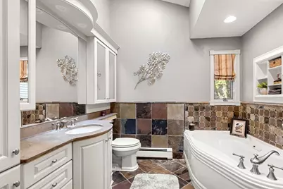 81 Lowell Blvd, Methuen, MA 01844 - Photo 27