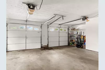 81 Lowell Blvd, Methuen, MA 01844 - Photo 39