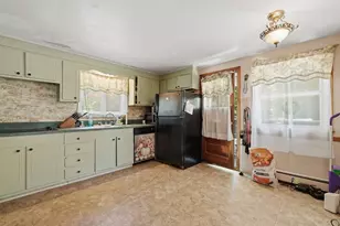 168 Birch St, Attleboro, MA 02703 - Photo 5