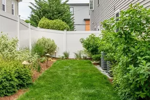 43 Hall St, Waltham, MA 02453 - Photo 29
