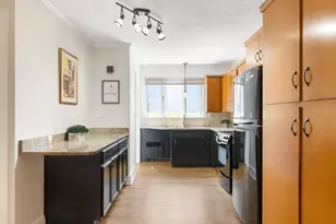 62 Falmouth Rd, Newton, MA 02465 - Photo 13