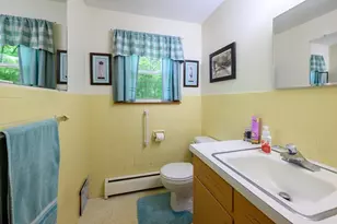 208 North St, Belchertown, MA 01007 - Photo 19