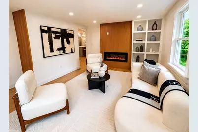 315 Lake Dr, Hamilton, MA 01982 - Photo 3