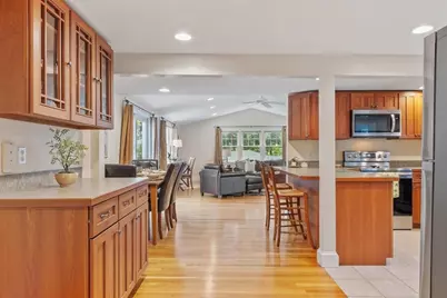 26 Woodlawn Avenue, Chelmsford, MA 01824 - Photo 19