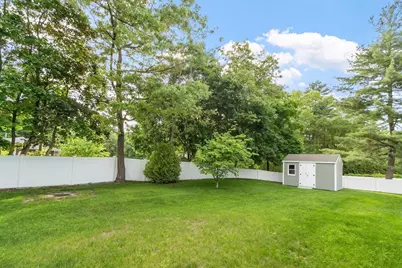 26 Woodlawn Avenue, Chelmsford, MA 01824 - Photo 33