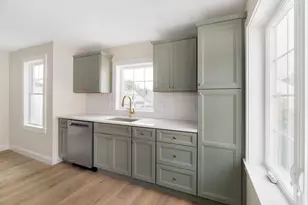 121 Fayette, Quincy, MA 02170 - Photo 5