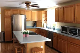 27 Gretchen Way, Raynham, MA 02767 - Photo 5