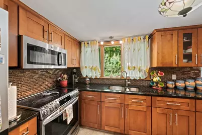 113 Colonel Hunt Dr, Abington, MA 02351 - Photo 11