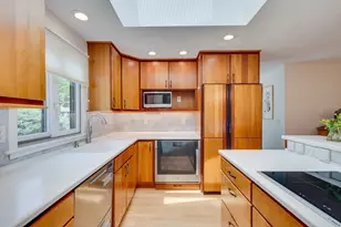 235 Aspen Cir, Lincoln, MA 01773 - Photo 19