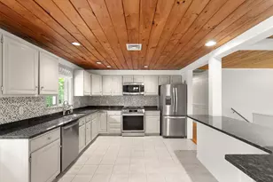 901 Haverhill St, Rowley, MA 01969 - Photo 13