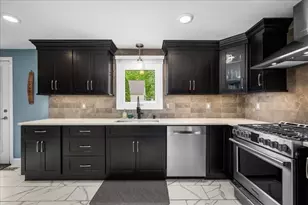 89 Weymouth St, Springfield, MA 01108 - Photo 3
