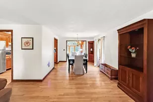 6 Philip St, Hudson, MA 01749 - Photo 9
