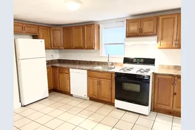 18 Wellman St #1, Beverly, MA 01915 - Photo 3