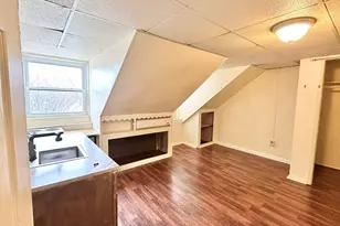 129 Cabot St, Lowell, MA 01854 - Photo 3