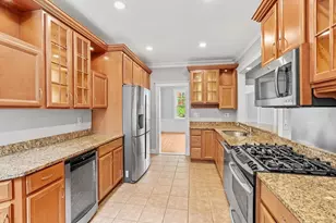 125 Park St, Brookline, MA 02446 - Photo 3