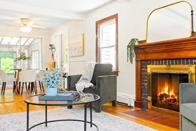 28 Valentine Rd, Framingham, MA 01702 - Photo 5