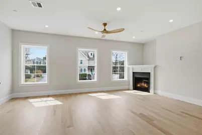 11 Washington Street #M, Ipswich, MA 01938 - Photo 3