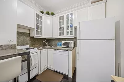 21 Beacon St #4G, Boston, MA 02108 - Photo 11