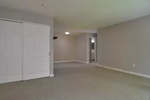8 Village Way, Natick, MA 01760 - Photo 5