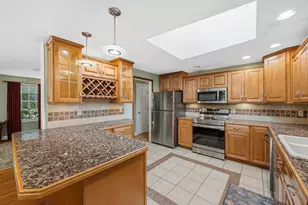 10 Blueberry Ln, Sturbridge, MA 01566 - Photo 9