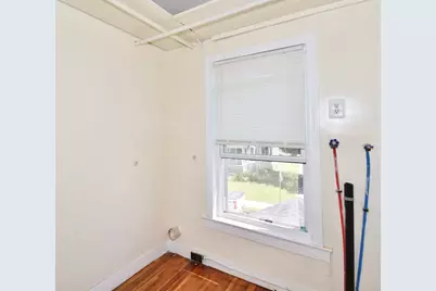 250 School St, Chicopee, MA 01013 - Photo 23
