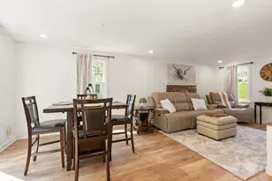 98 Laurelwood Dr, North Attleboro, MA 02760 - Photo 15