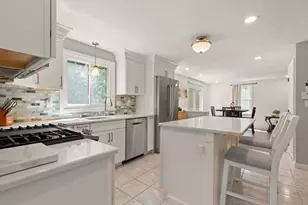 98 Laurelwood Dr, North Attleboro, MA 02760 - Photo 7
