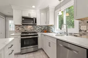 98 Laurelwood Dr, North Attleboro, MA 02760 - Photo 11